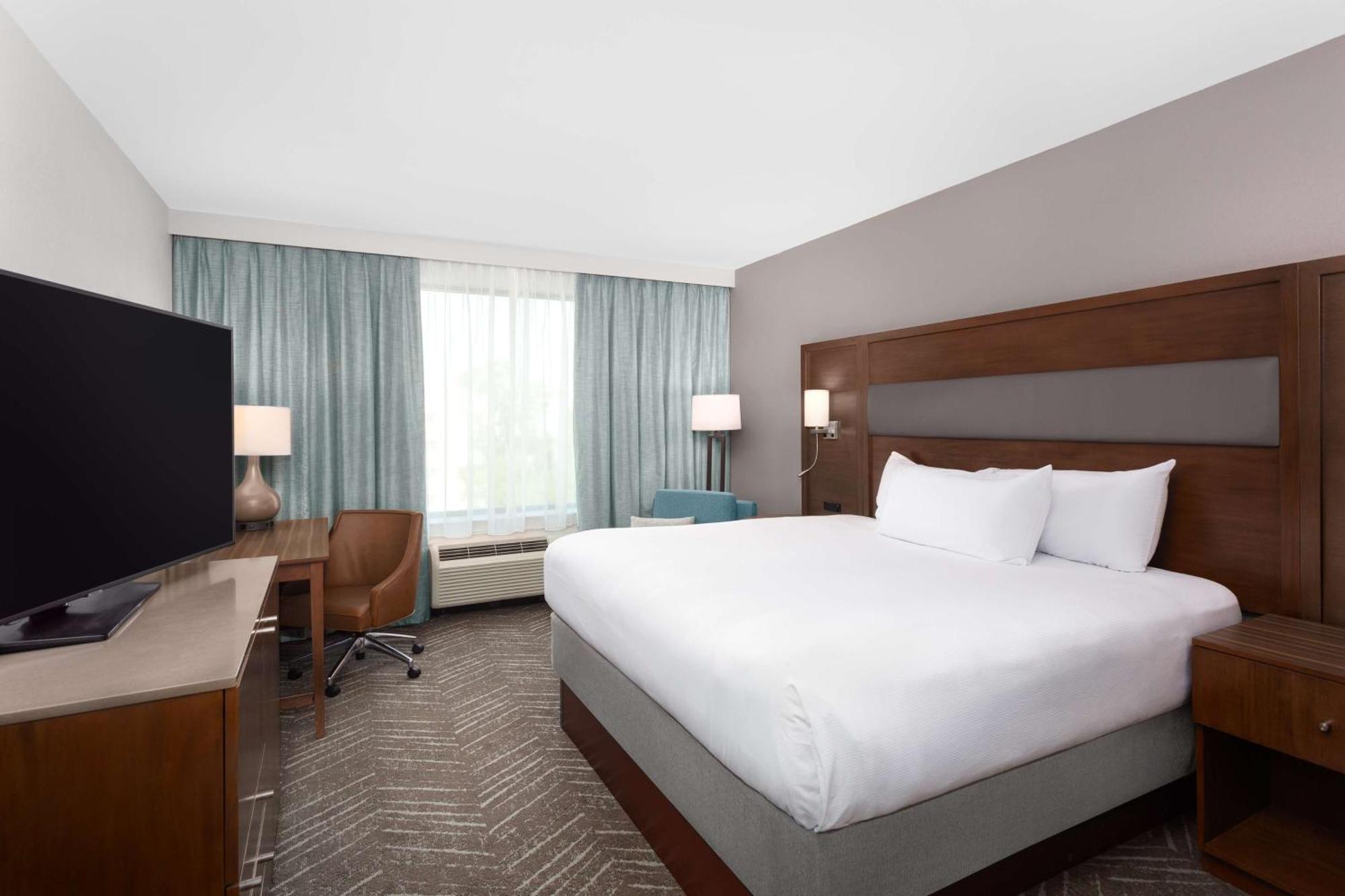 Doubletree By Hilton Charleston Mount Pleasant Hotel Exterior photo